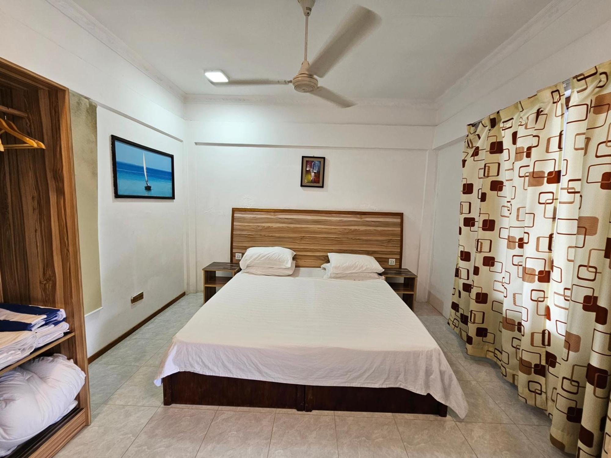 Batuta Maldives Surf View Hotel Thulusdhoo Cameră foto